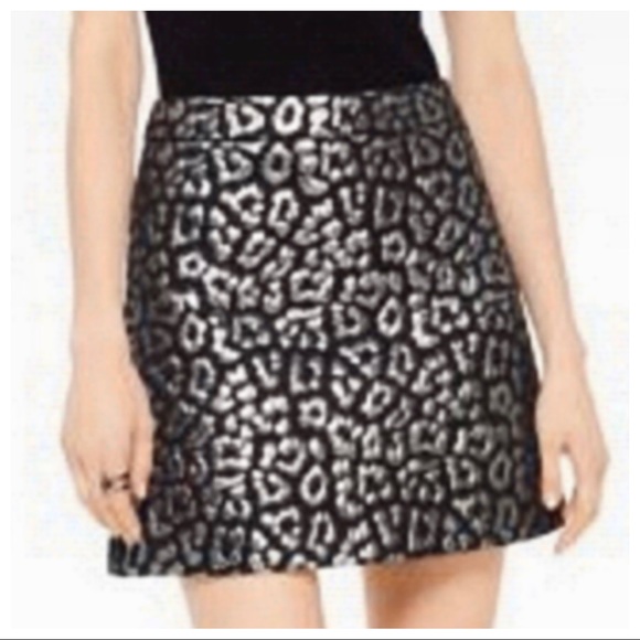 NWOT Micheal Kors Silver & Black Mini Skirt - Picture 2 of 8